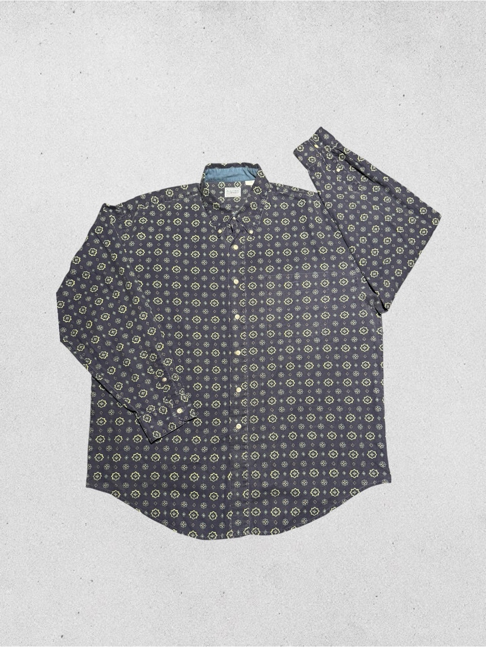 Vtg 90s BUGLE BOY Medallion Print Shirt -Oversized Dadcore Streetwear